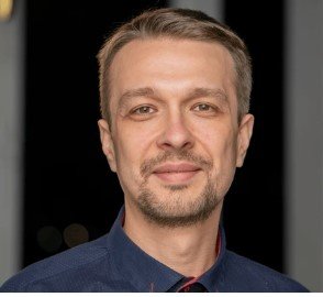 Mark D. – New York, USA